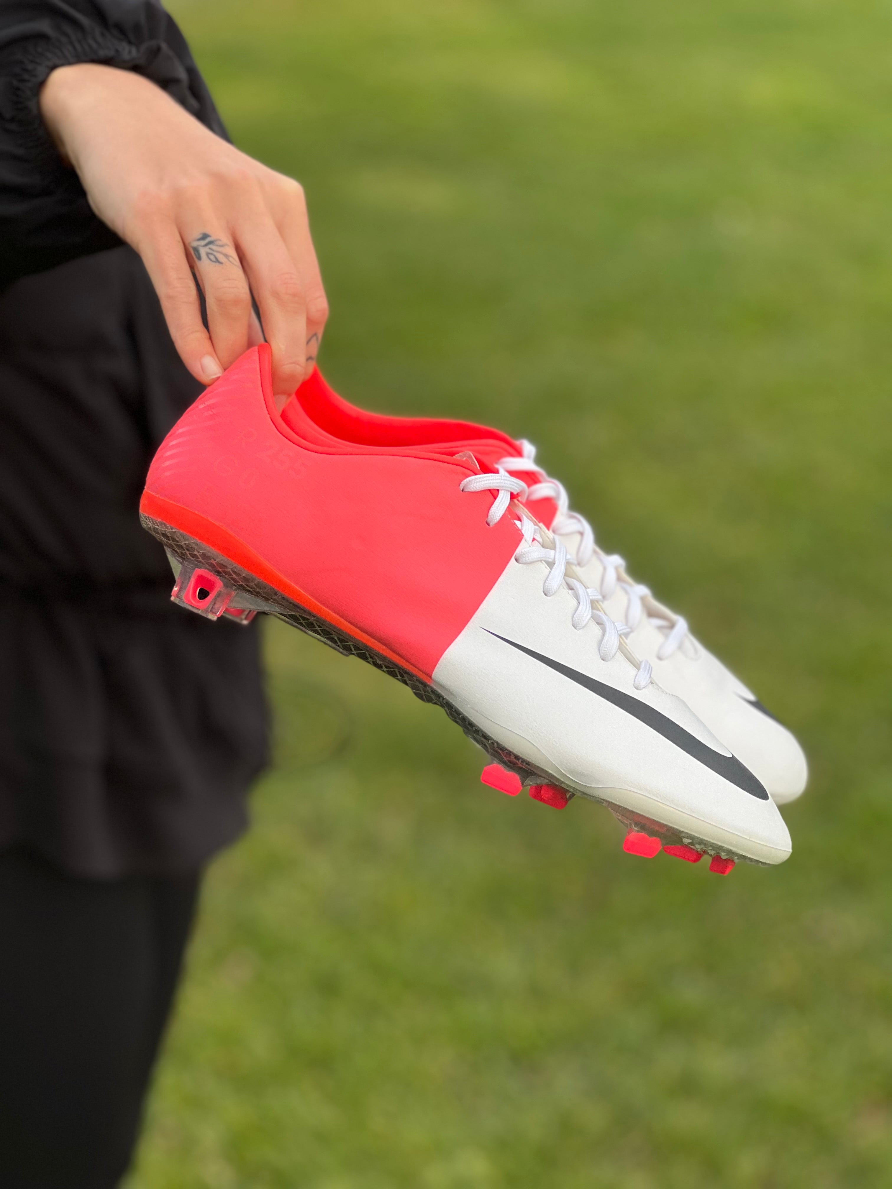 NIKE MERCURIAL VAPOR VIII FG