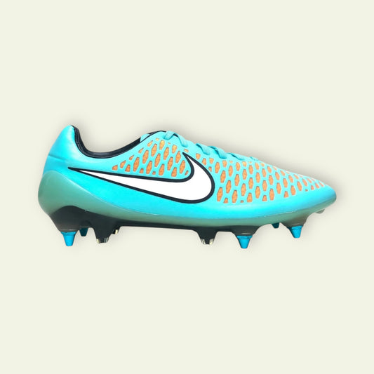 NIKE MAGISTA OPUS I SG-PRO