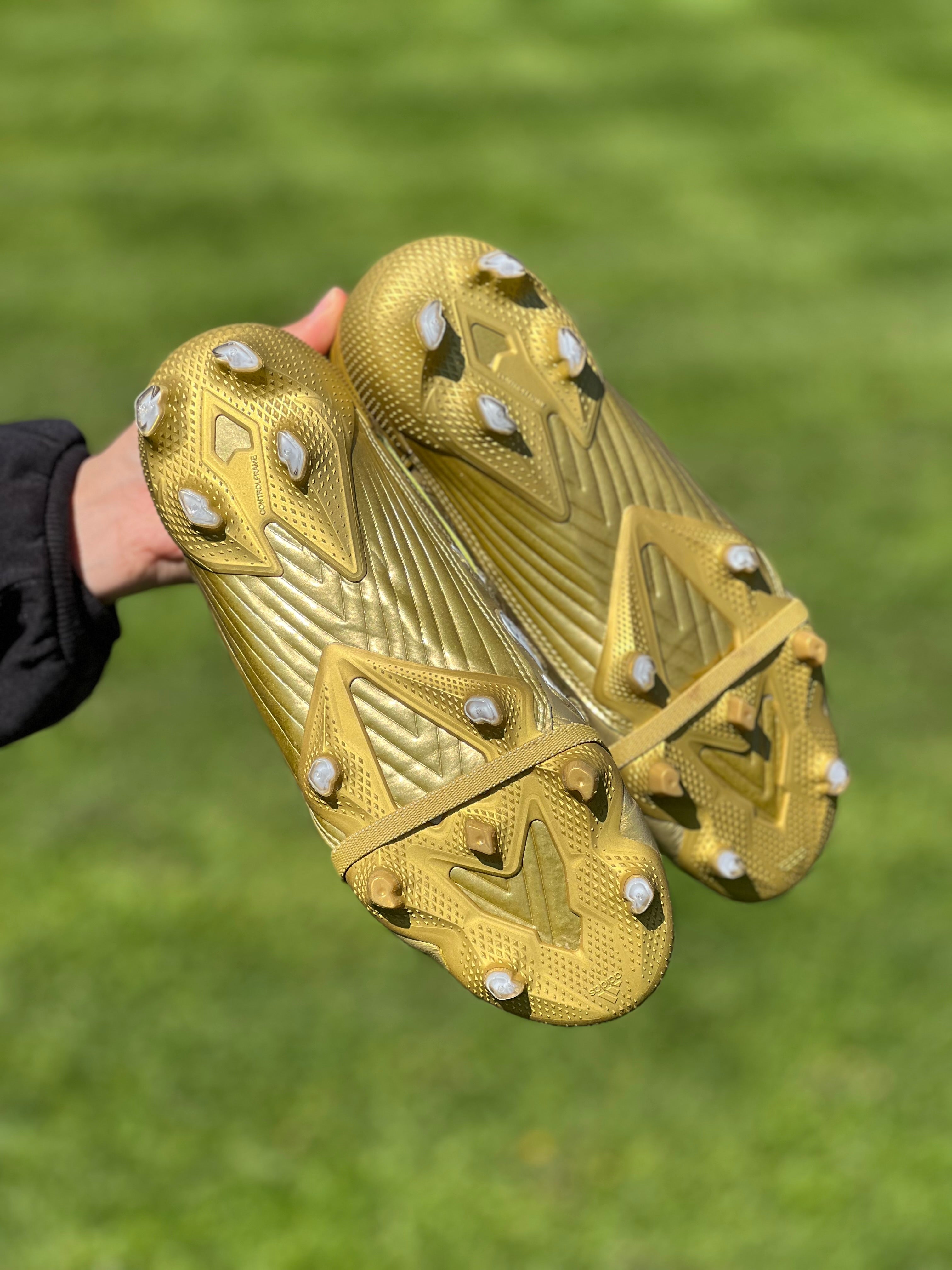 ADIDAS PREDATOR ABSOLUTE FG 2022