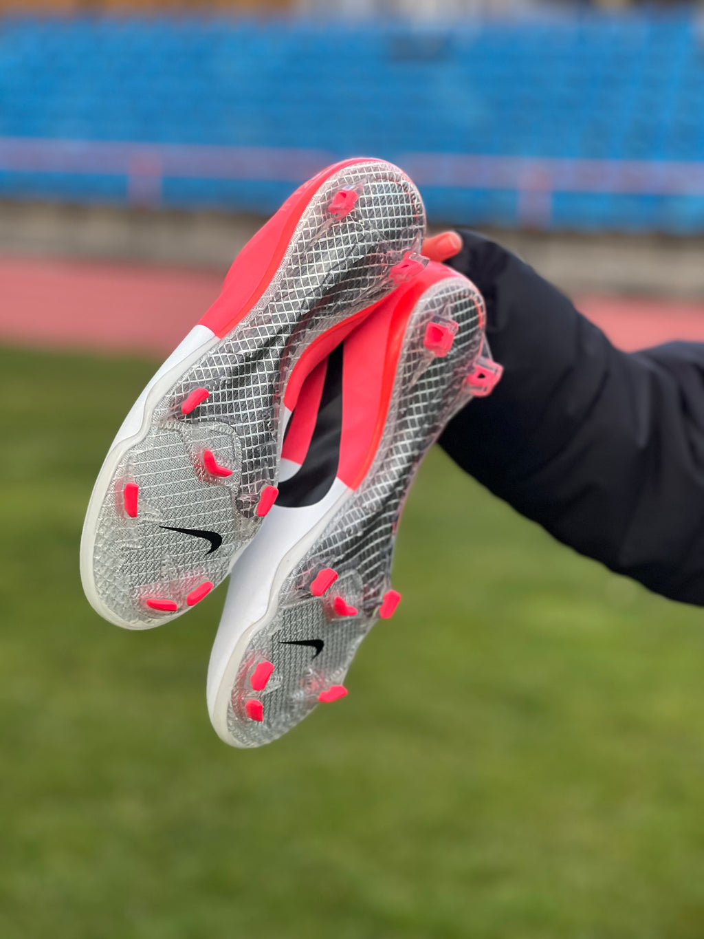 NIKE MERCURIAL VAPOR VIII FG