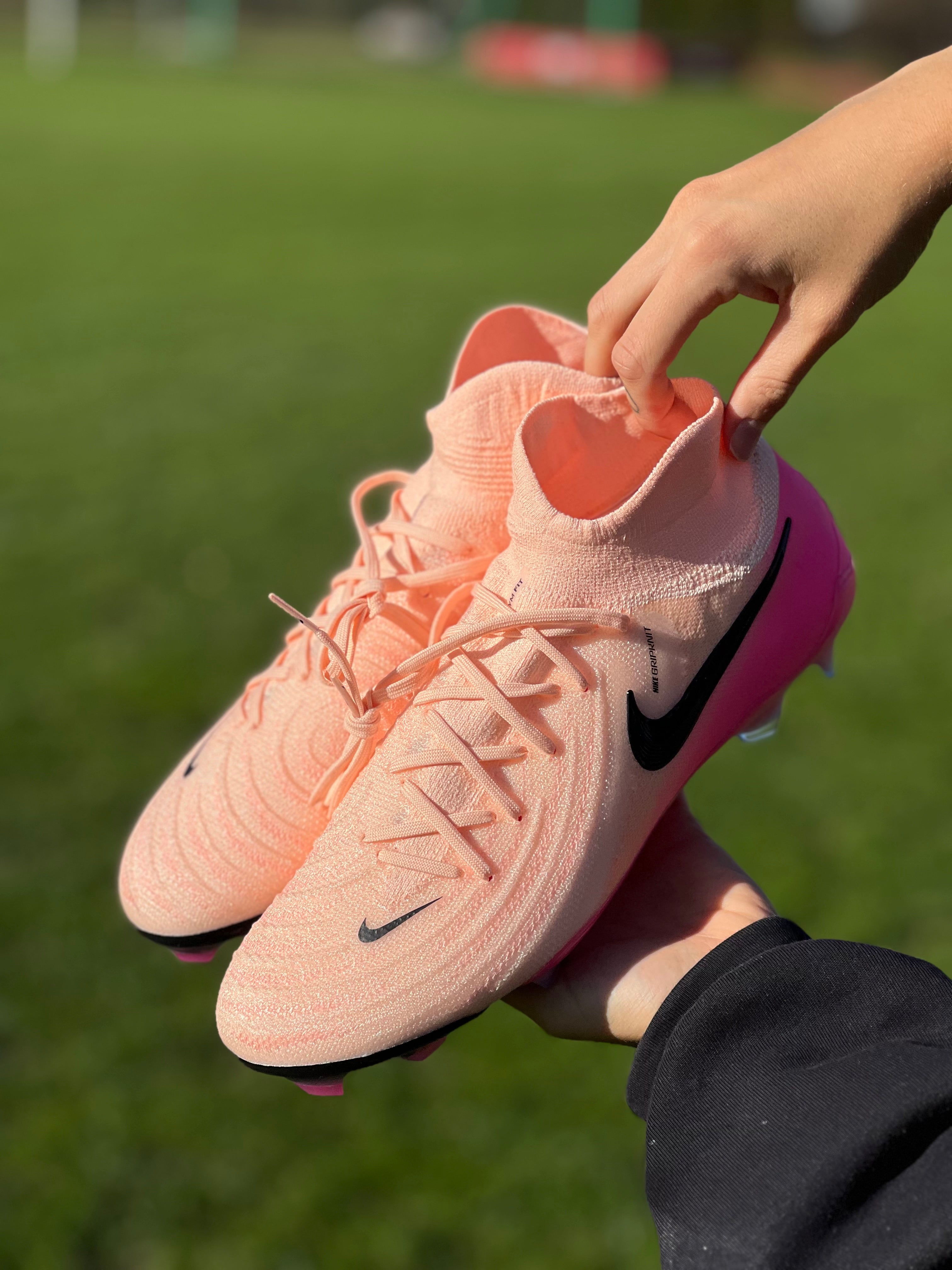 NIKE PHANTOM LUNA II ELITE FG