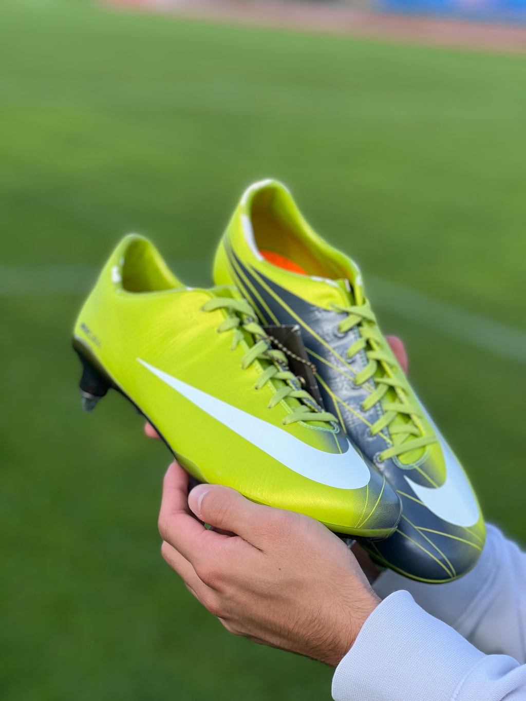 NIKE MERCURIAL VAPOR SUPERFLY II SG
