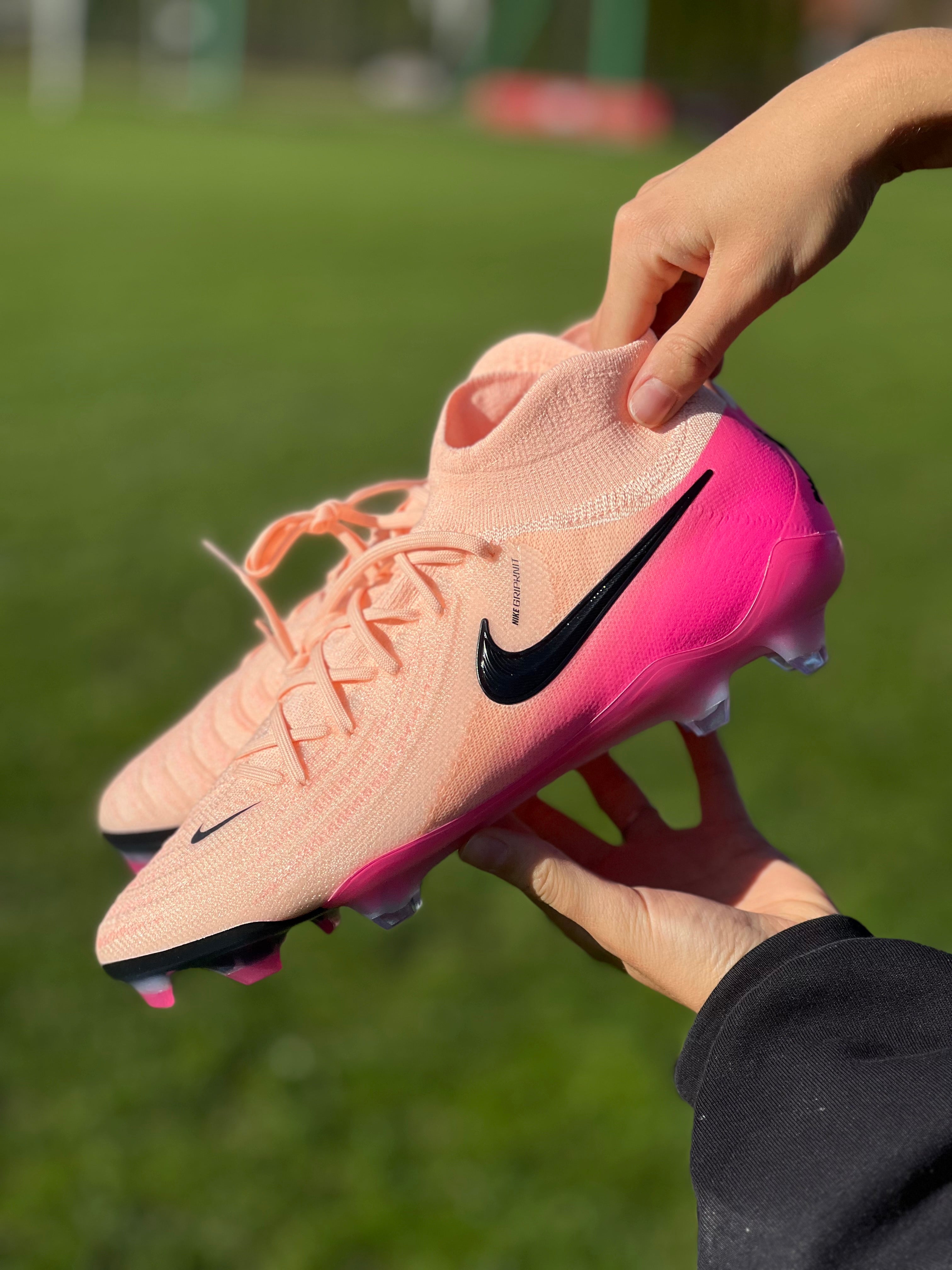 NIKE PHANTOM LUNA II ELITE FG