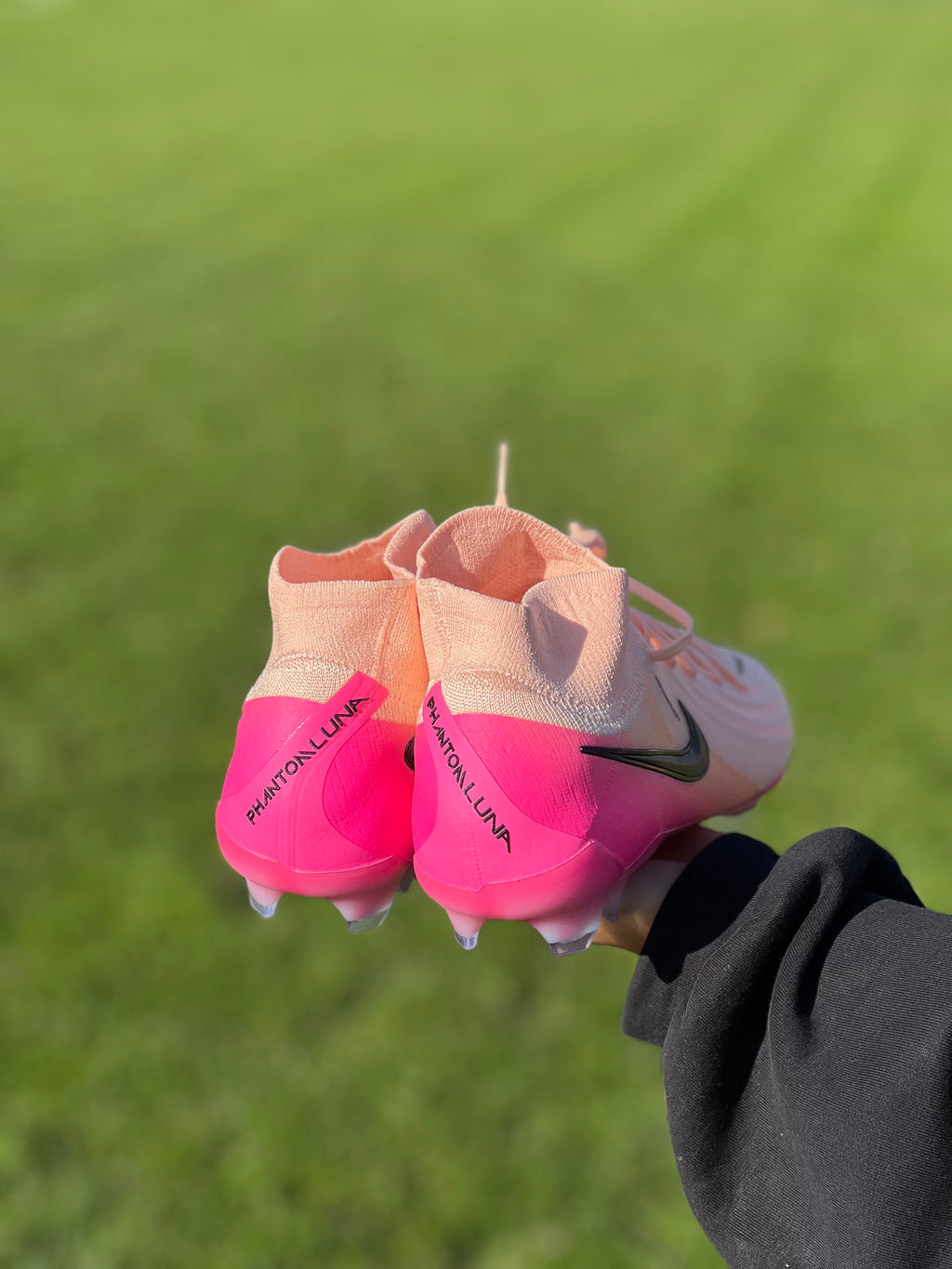 NIKE PHANTOM LUNA II ELITE FG