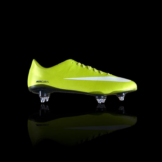 NIKE MERCURIAL VAPOR SUPERFLY II SG